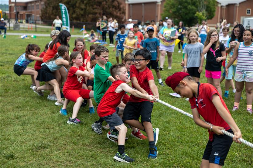 Elementary students enjoy time outside